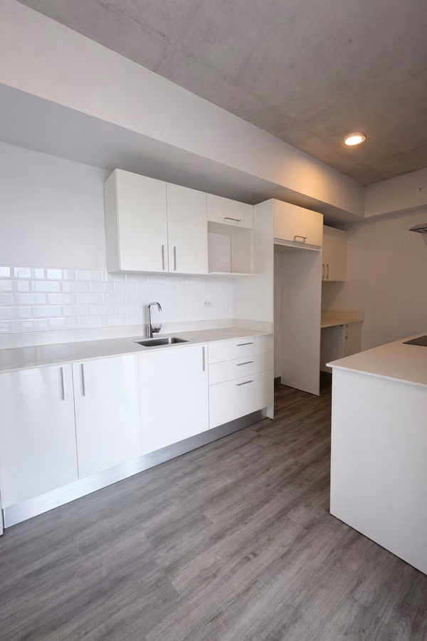 SE VENDE APART 2 HABTS 1 PARQUEO PISO 25  SECRT Sabana FV