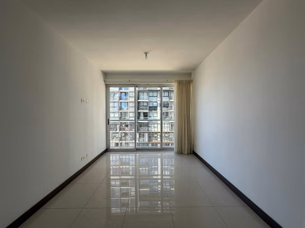SE VENDE EN NUNCIATURA FLATS APARTAMENTO CON PARQUEO, BODEGA Y LINEA BLANCA
