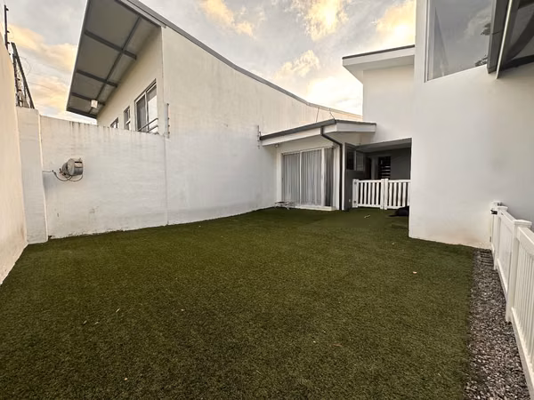 Venta de casa en san Rafael de Montes de Oca ID26055 KE