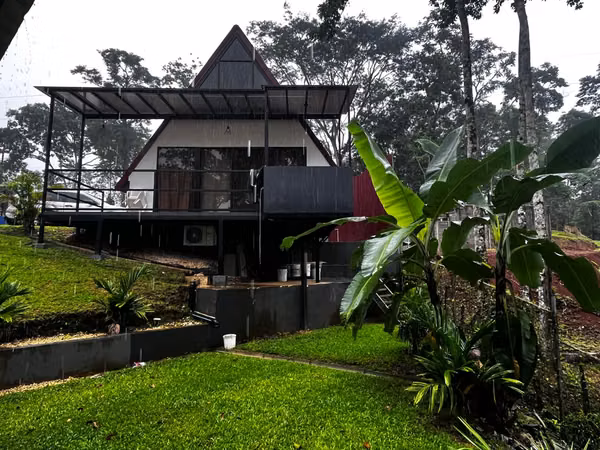 SE VENDE QUINTA FLOREMCIA SAN CARLOS