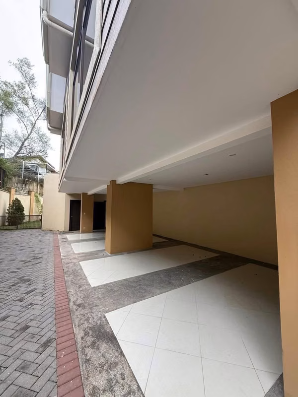 Exclusiva Residencia con Vista al Bosque | 807 m² | Tres Ríos Cartago