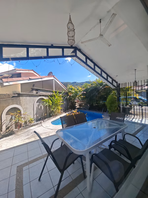 Casa de playa en alquiler | Piscina privada | Punta Leona
