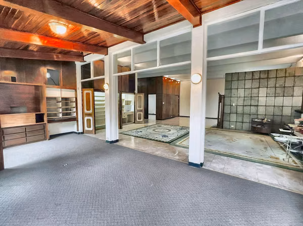 Casa 560 m2, Lote 1270 m2, Barrio Los Sauces, San Francisco de Dos Rios