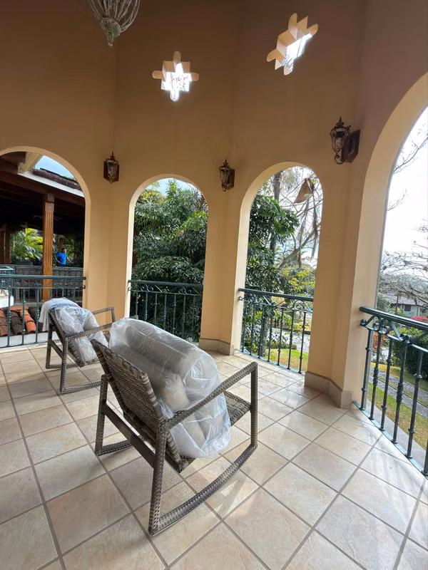 House with a nice garden for sale