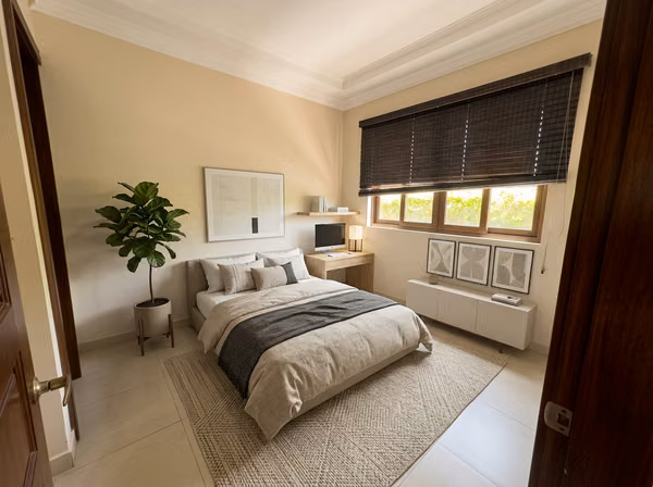 Casa en el Condominio Bosques de Altamonte con Suite Principal en Planta Baja y Jardín Privado