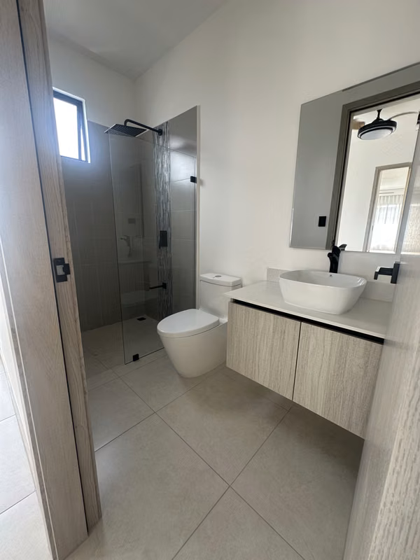 CONDOMINIO NUEVO EN LINDORA