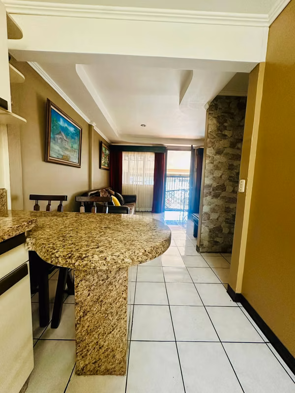 Venta de espaciosa casa en San Rafael Arriba de Desamparados