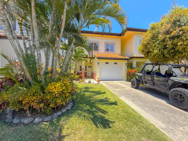 House for Sale - Playa Jacó. Condominium