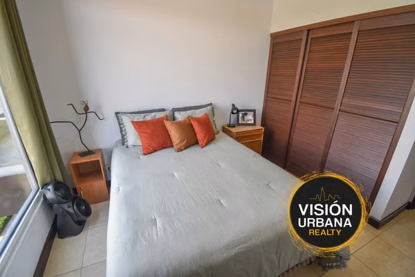 Apartamento de 2 Habitaciones + Sala de TV en Torres de Velarde Heredia