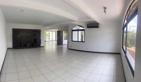 HOUSE FOR RENT IN SAN RAFAEL/MONASTERIO