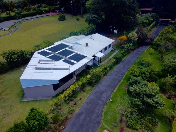 Tranquil Furnished Country Estate with Pool, Poás, Alajuela