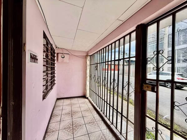 Desamparados Centro Casa una Planta | Apartamento | Oportunidad de Inversión