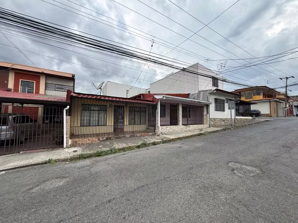 Desamparados Centro Casa una Planta | Apartamento | Oportunidad de Inversión