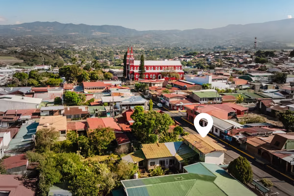 Propiedad comercial en Grecia Centro