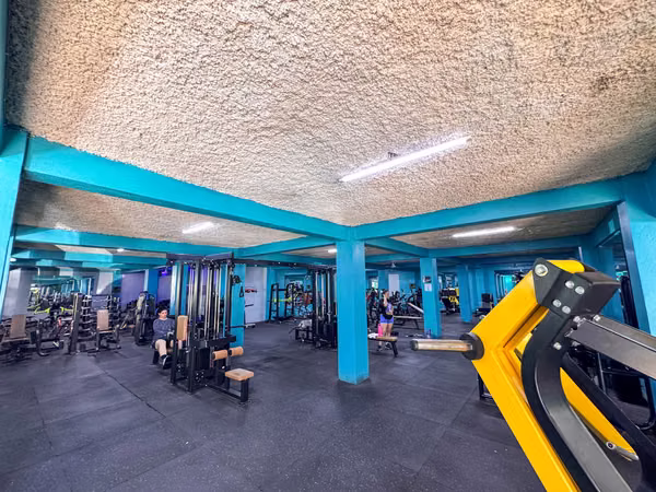 VENTA DE LOCAL EN GRECIA DE ALAJUELA USO MIXTO 4659