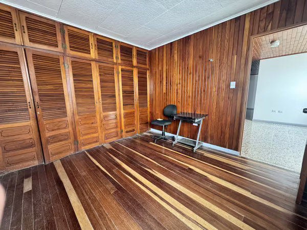 CASA | GUADALUPE DE CARTAGO | USO MIXTO | AMPLIOS ESPACIOS Y GRAN POTENCIAL COMERCIAL
