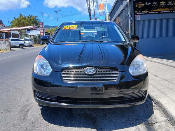 Hyundai accent
