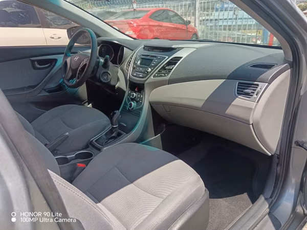 Hyundai elantra
