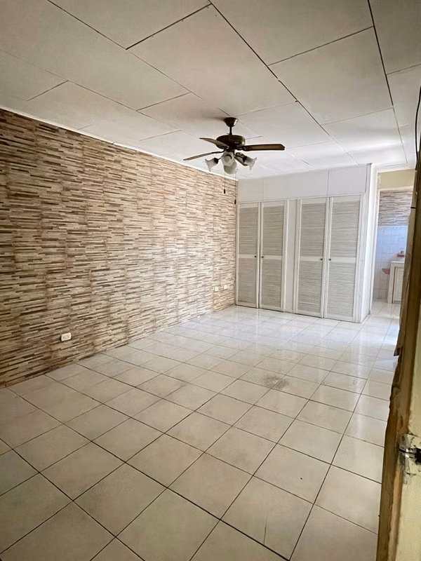 SE VENDE Casa en Santo Domingo Centro/uso Mixto/ SPM