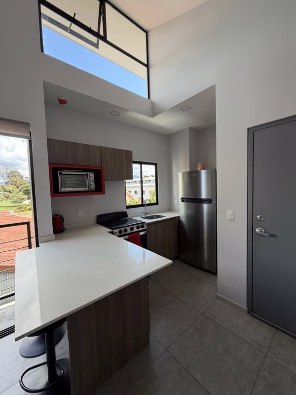 VENTA APARTAMENTO AMUEBLADO, Condominio. San Pedro, Montes de Oca