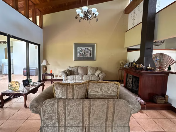 Venta de casa en Altamonte, Curridabat