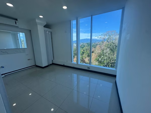 COMMERCIAL SPACE FOR RENT AT DOU MEDICAL