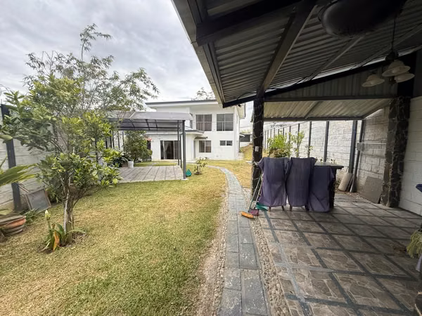 SE VENDE CASA LOS ANGELES DE SANTO DOMINGO HEREDIA