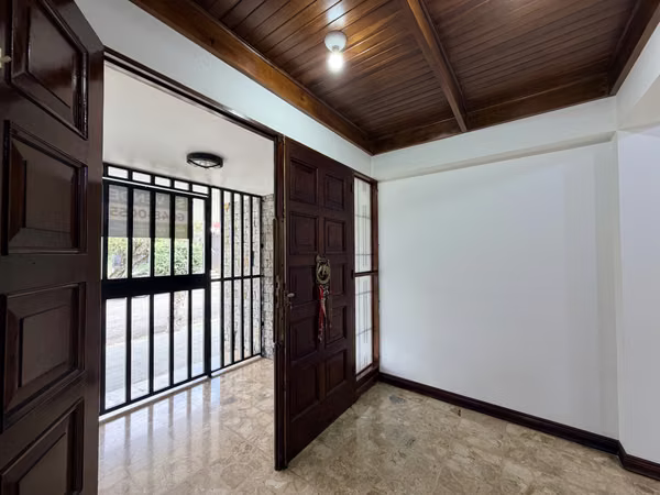 Casa Esquinera San Francisco Uso Mixto Ubicación Premium