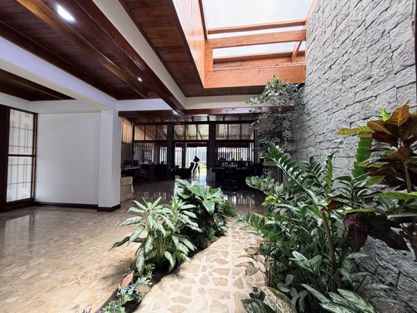Casa Esquinera San Francisco Uso Mixto Ubicación Premium