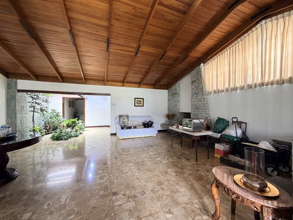 Casa Esquinera San Francisco Uso Mixto Ubicación Premium