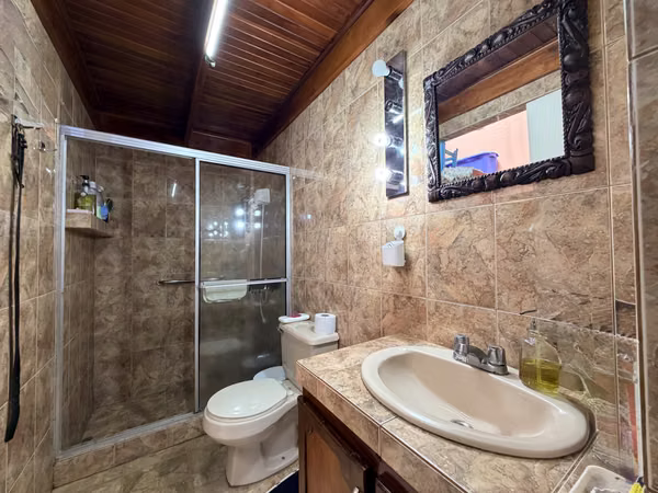 Casa Esquinera San Francisco Uso Mixto Ubicación Premium