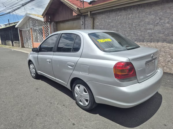 Toyota echo