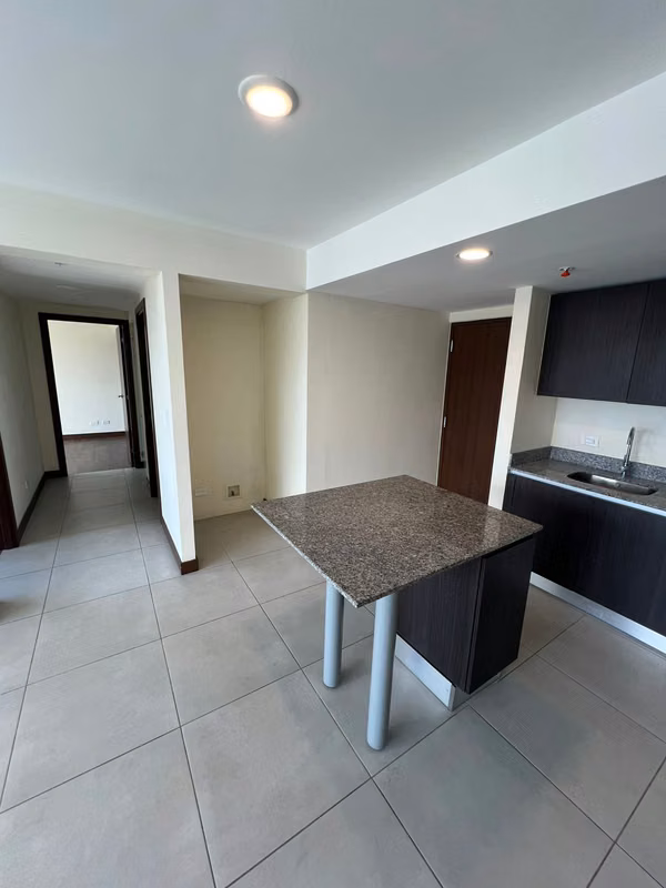 VENTA DE APARTAMENTO 3 HABITACIONES EN LOS YOSES SAN PEDRO