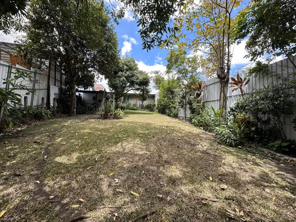 Propiedad Comercial Estratégica Frente a Distrito 4 KFM