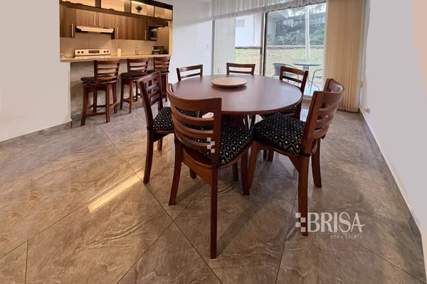 VENTA Apartamento amueblado 2 hab en Bella Vista Heredia