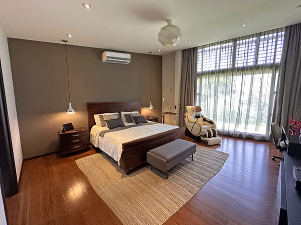 Venta de Casa en  Santa   Ana  Condominio Exclusivo
