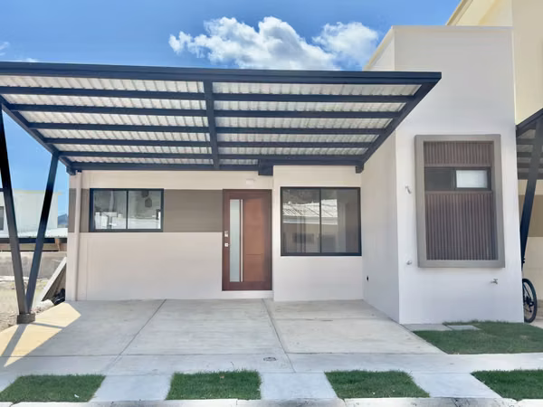 Preciosa propiedad en el complejo residencial Arenas