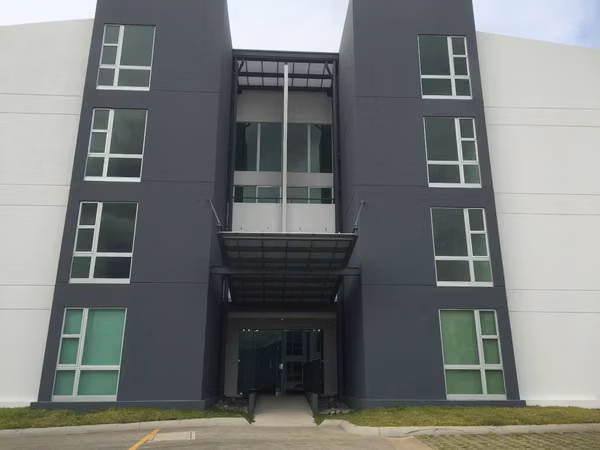 Venta de Condominio en Vía Indus, Plaza Real Cariari, Ulloa, Heredia