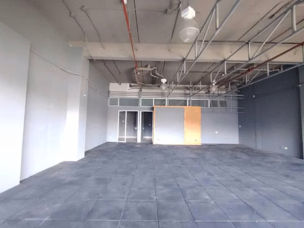 Heredia Local Comercial- punto de venta 112