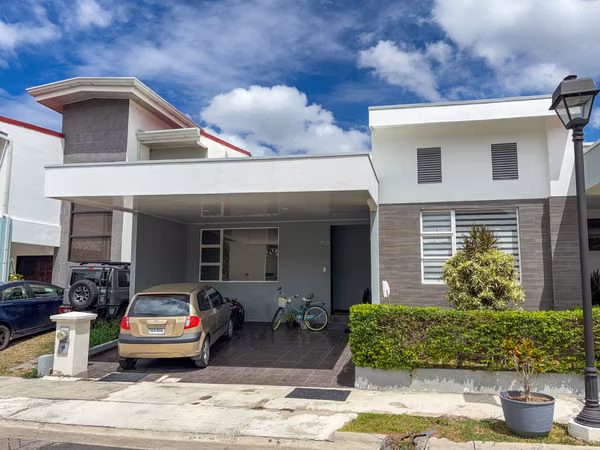 House for Sale in Condominium in Curridabat – One Floor