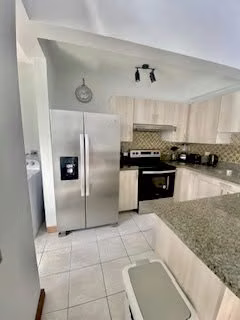 Escazú | Fully Furnished Spacious 4-Bedroom Apartment for Rent – $2,000 + VAT