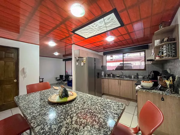 House for sale in Barrio María Auxiliadora
