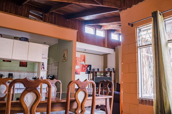 Casa de UN NIVEL en Venta en San Francisco de Dos Ríos - MV