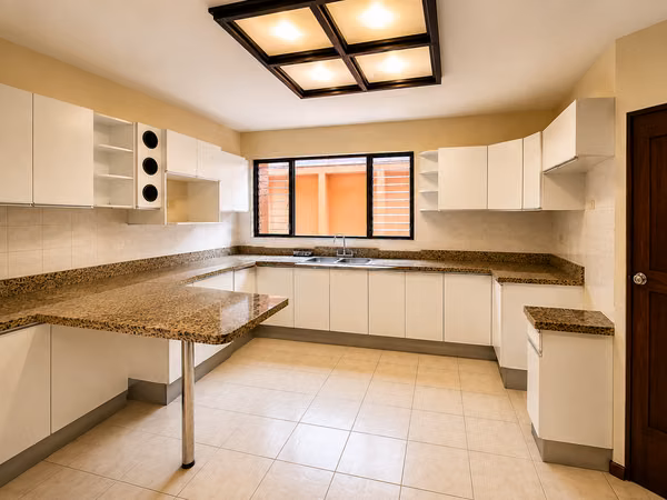 Spacious House for Rent in Bello Horizonte Escazu