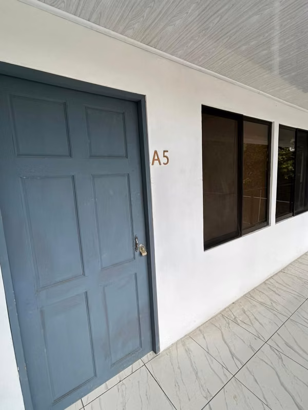 SE ALQUILA APARTAMENTO EN VILLACARES DE TURRUCARES ALAJUELA