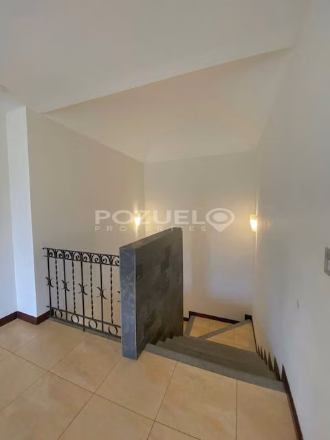 Vendo casa en condominio en Pozos de Santa Ana