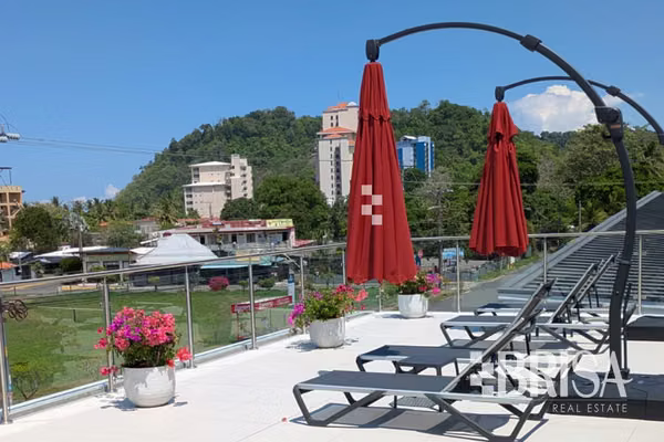 Apartamento 2 habitaciones en Jacó Live, piso alto con vista a la montaña