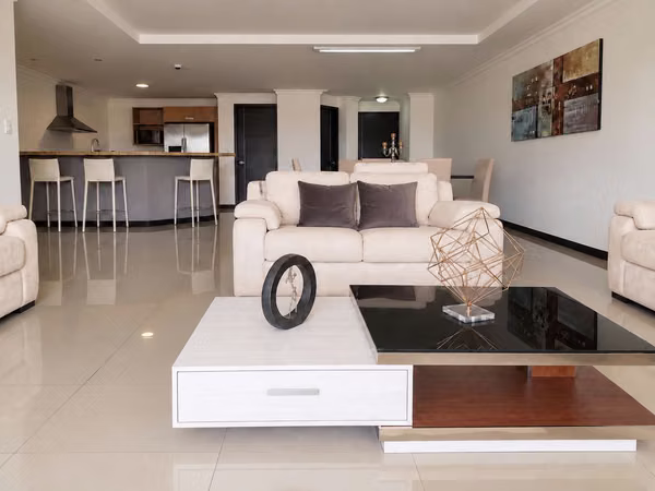 SE VENDE APARTAMENTO EN SANTA ANA PARA INVERSION