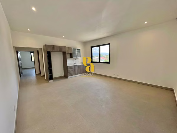 Apartment rental in a condominium in Escazú