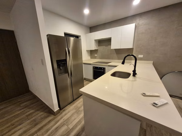 Casa con LINEA BLANCA en condominio Bali Wellness en Guachipelín